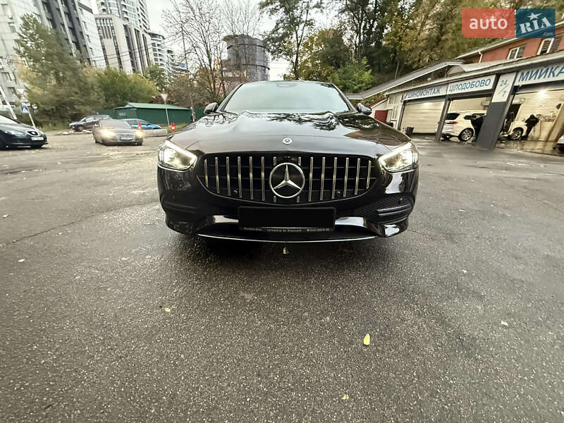 Седан Mercedes-Benz C-Class 2023 в Киеве