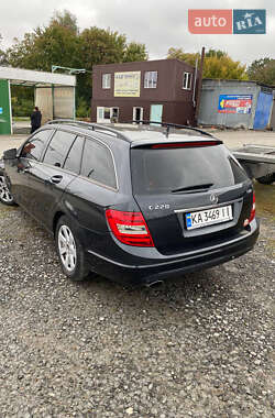 Mercedes-Benz C-Class 2011