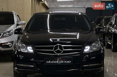 Седан Mercedes-Benz C-Class 2013 в 