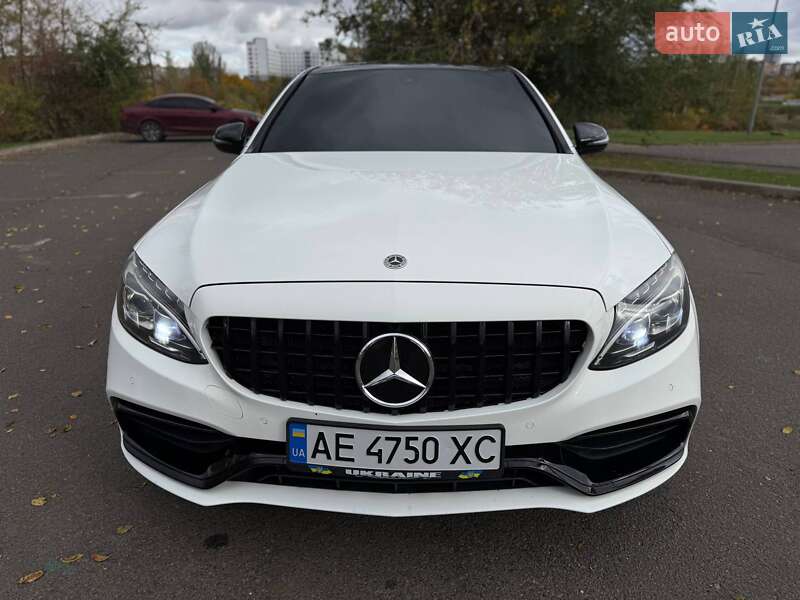 Седан Mercedes-Benz C-Class 2017 в Кривом Роге