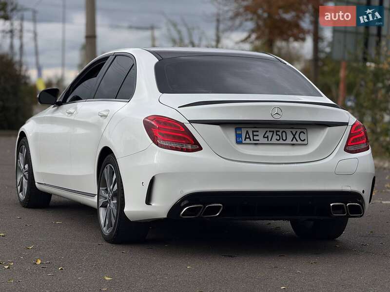 Седан Mercedes-Benz C-Class 2017 в Кривом Роге