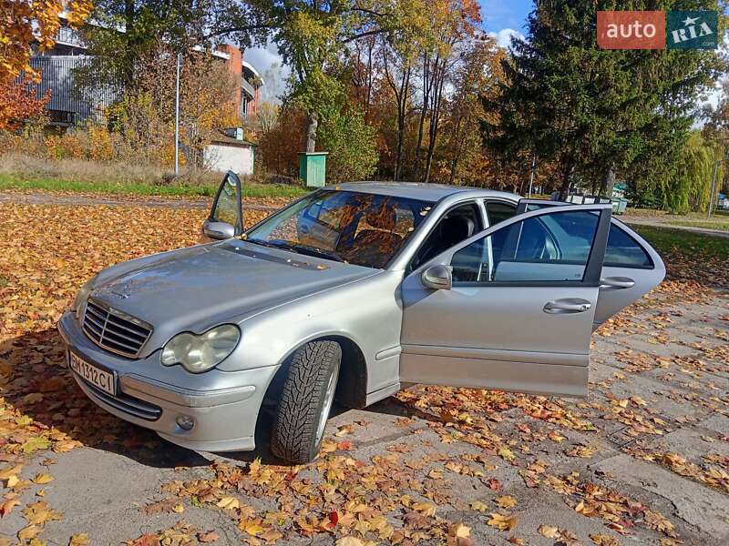 Седан Mercedes-Benz C-Class 2004 в Сумах