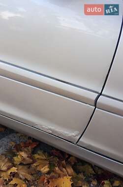 Седан Mercedes-Benz C-Class 2004 в 