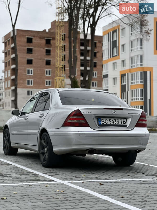 Седан Mercedes-Benz C-Class 2006 в Вінниці