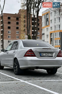 Седан Mercedes-Benz C-Class 2006 в 