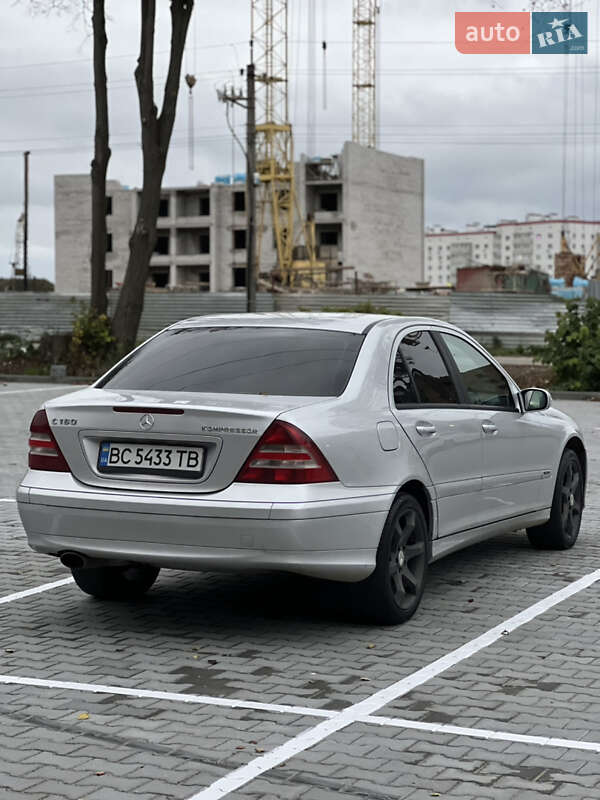 Седан Mercedes-Benz C-Class 2006 в Вінниці