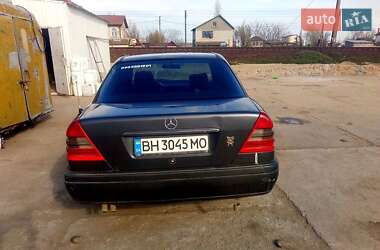 Седан Mercedes-Benz C-Class 1993 в 