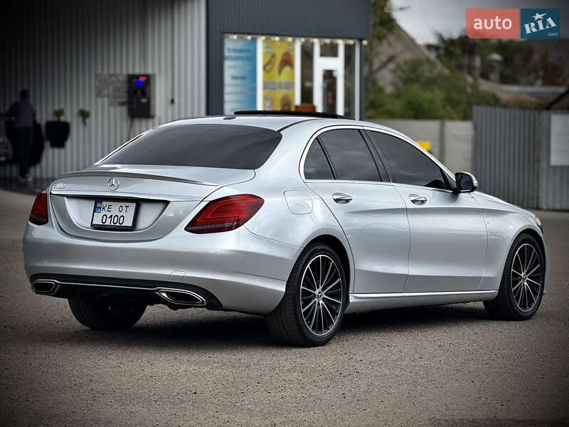 Седан Mercedes-Benz C-Class 2018 в Запорожье