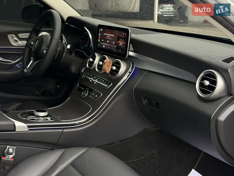 Седан Mercedes-Benz C-Class 2018 в Запорожье