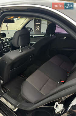 Седан Mercedes-Benz C-Class 2011 в 