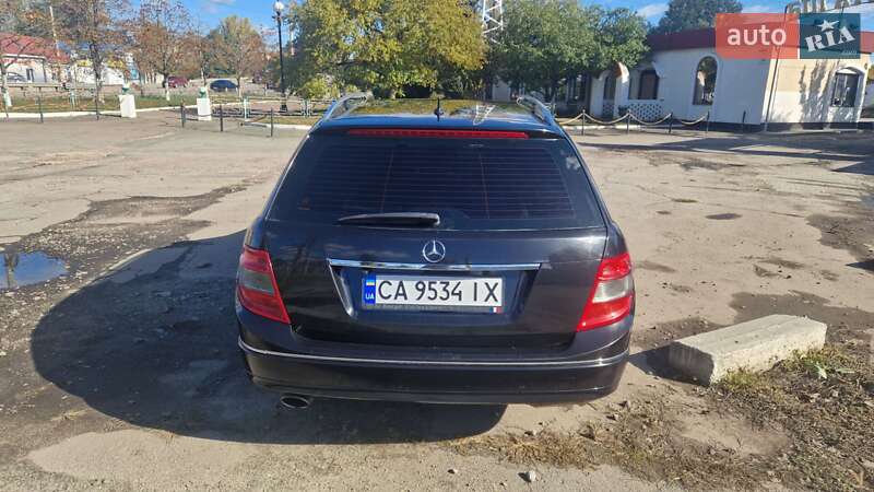 Універсал Mercedes-Benz C-Class 2008 в Києві фото 5 Універсал Mercedes-Benz C-Class 2008 в Києві