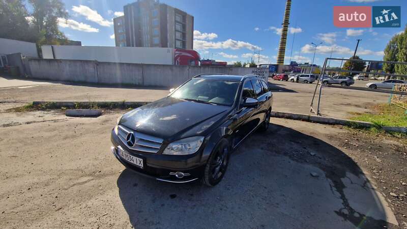 Універсал Mercedes-Benz C-Class 2008 в Києві фото 8 Універсал Mercedes-Benz C-Class 2008 в Києві