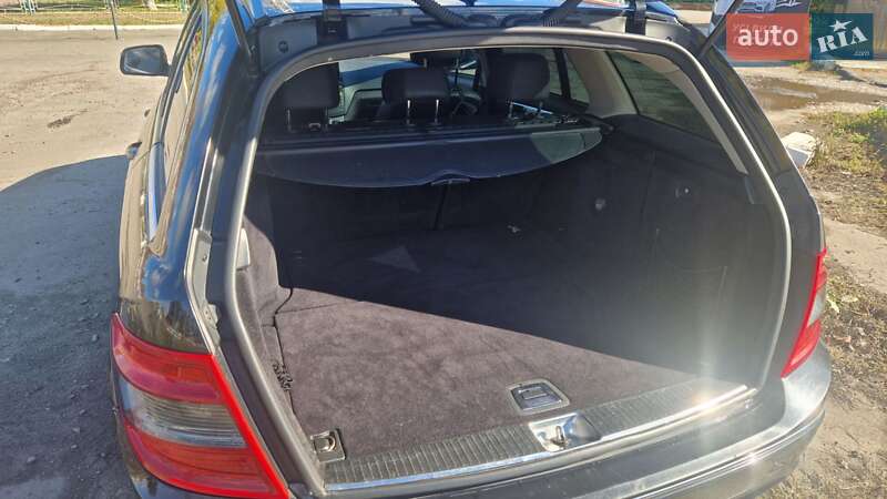 Універсал Mercedes-Benz C-Class 2008 в Києві фото 16 Універсал Mercedes-Benz C-Class 2008 в Києві