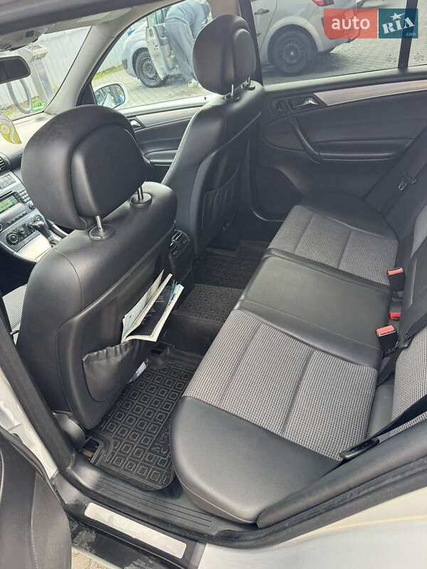Универсал Mercedes-Benz C-Class 2007 в Луцке