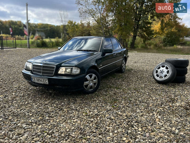 Седан Mercedes-Benz C-Class 1998 в Черновцах