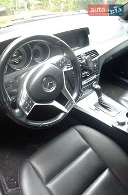 Седан Mercedes-Benz C-Class 2014 в 