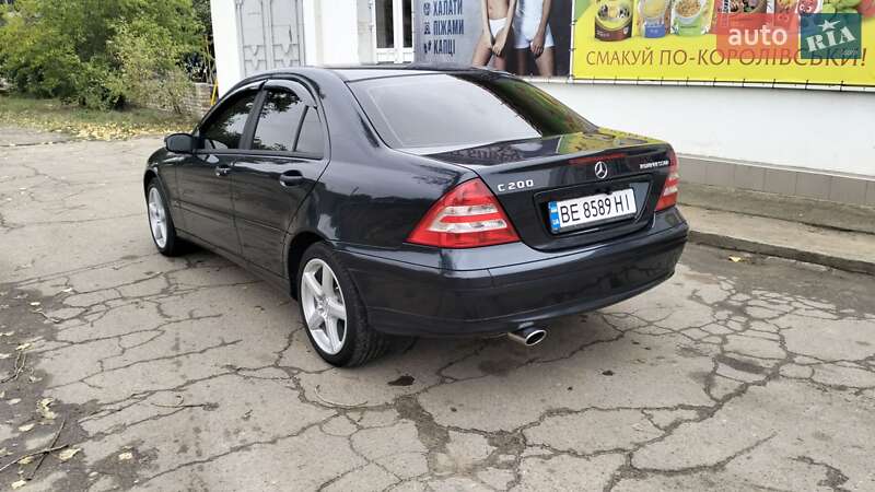 Седан Mercedes-Benz C-Class 2004 в Новій Одесі