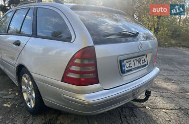 Універсал Mercedes-Benz C-Class 2004 в 