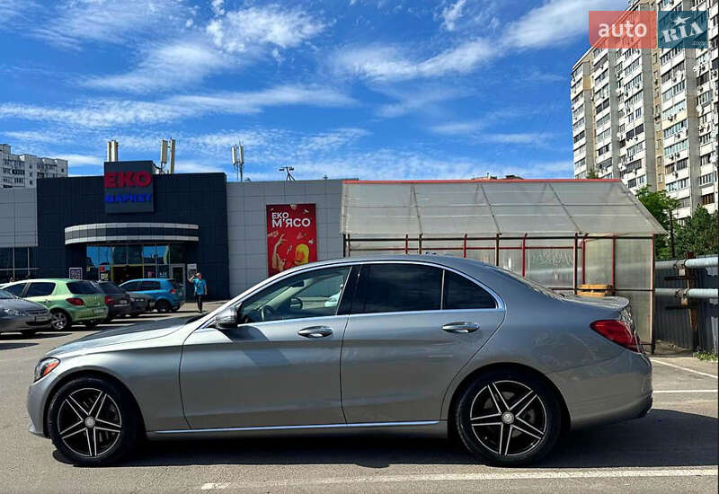Седан Mercedes-Benz C-Class 2015 в Києві