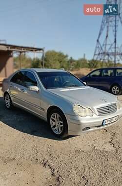 Седан Mercedes-Benz C-Class 2003 в Запоріжжі