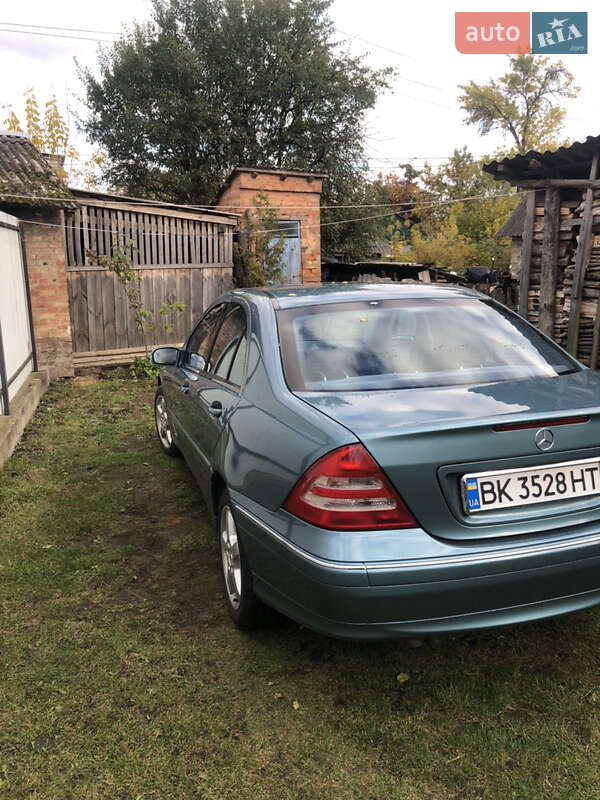 Седан Mercedes-Benz C-Class 2003 в Маневичах