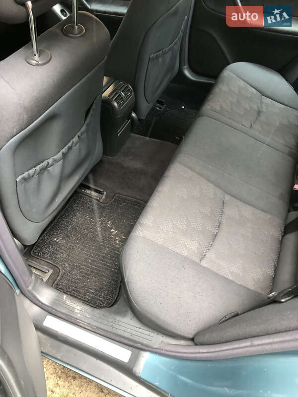 Седан Mercedes-Benz C-Class 2003 в Маневичах