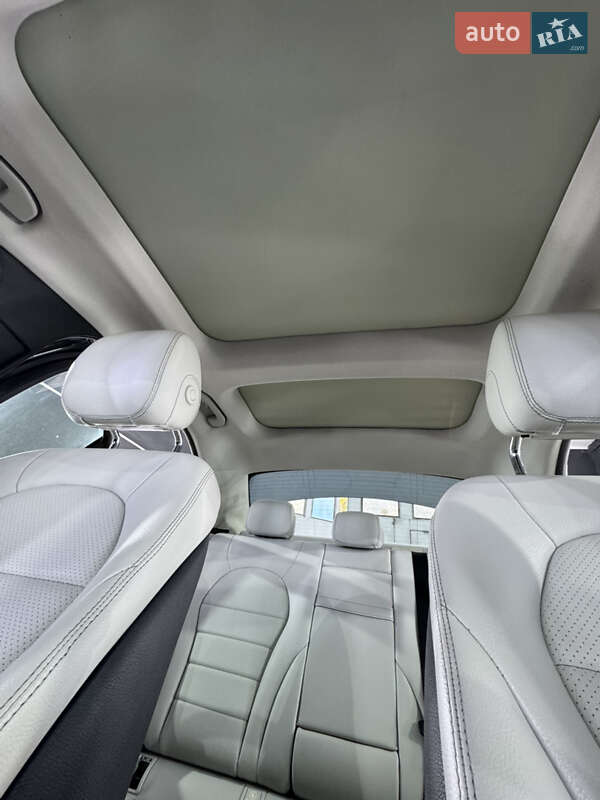 Седан Mercedes-Benz C-Class 2016 в Львове