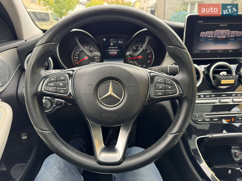 Седан Mercedes-Benz C-Class 2016 в Львове