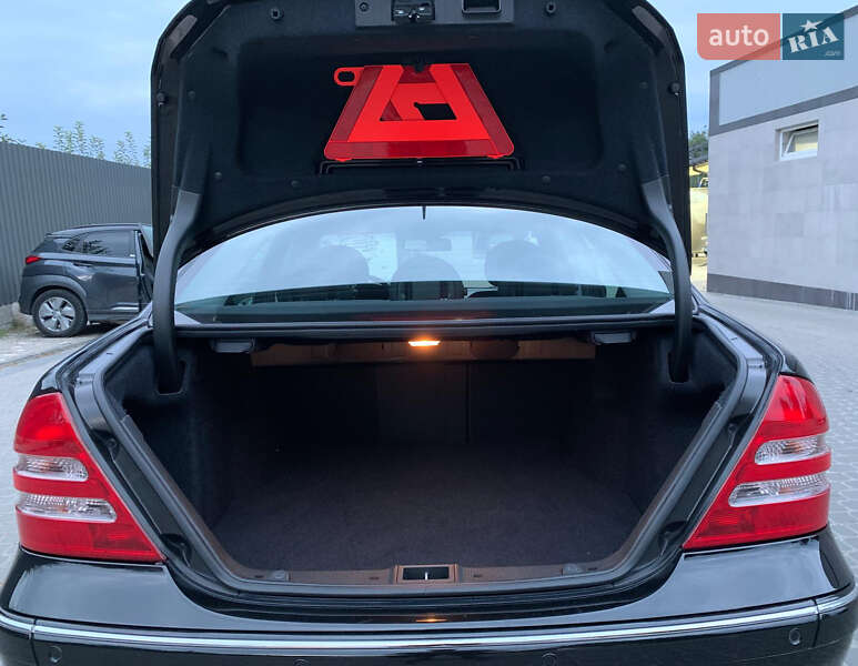 Седан Mercedes-Benz C-Class 2003 в Нестерварке фото 42 Седан Mercedes-Benz C-Class 2003 в Нестерварке