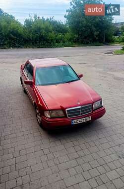 Седан Mercedes-Benz C-Class 1994 в Кременце