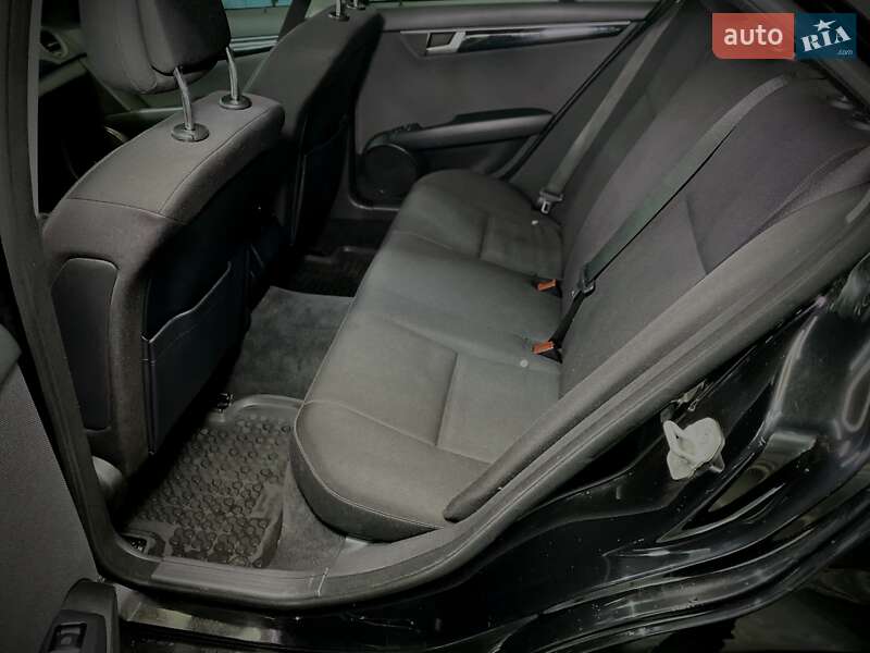 Седан Mercedes-Benz C-Class 2013 в Макарове