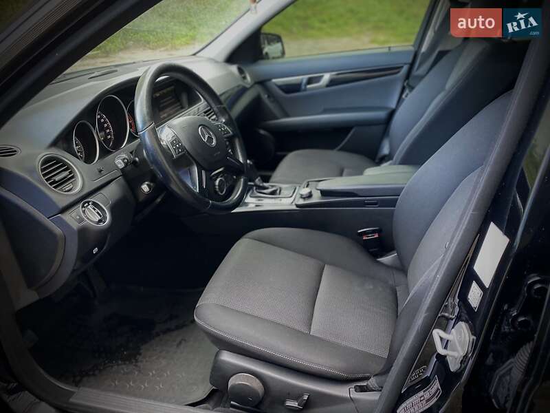 Седан Mercedes-Benz C-Class 2013 в Макарове