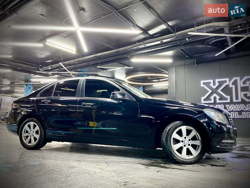 Седан Mercedes-Benz C-Class 2013 в Макарове