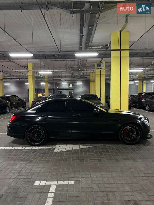 Седан Mercedes-Benz C-Class 2017 в Киеве