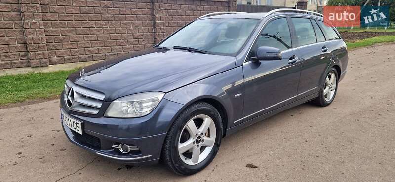 Універсал Mercedes-Benz C-Class 2011 в Дубні