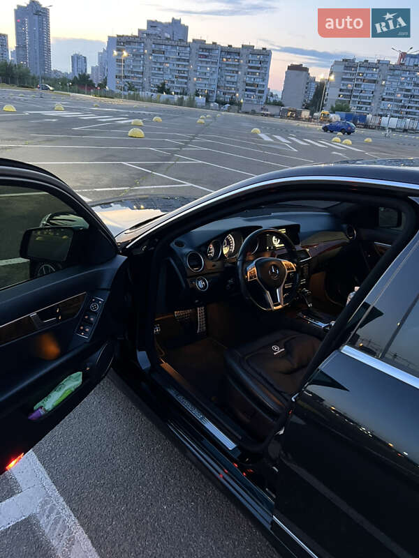 Седан Mercedes-Benz C-Class 2011 в Києві фото 8 Седан Mercedes-Benz C-Class 2011 в Києві