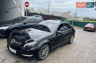Седан Mercedes-Benz C-Class 2011 в 