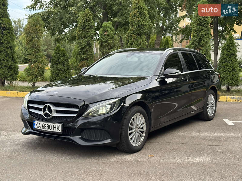 Универсал Mercedes-Benz C-Class 2015 в Киеве