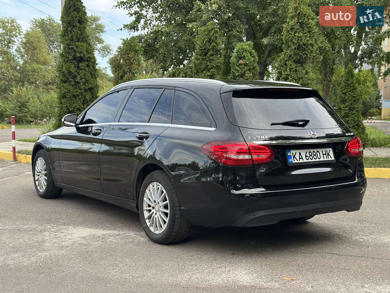 Универсал Mercedes-Benz C-Class 2015 в Киеве