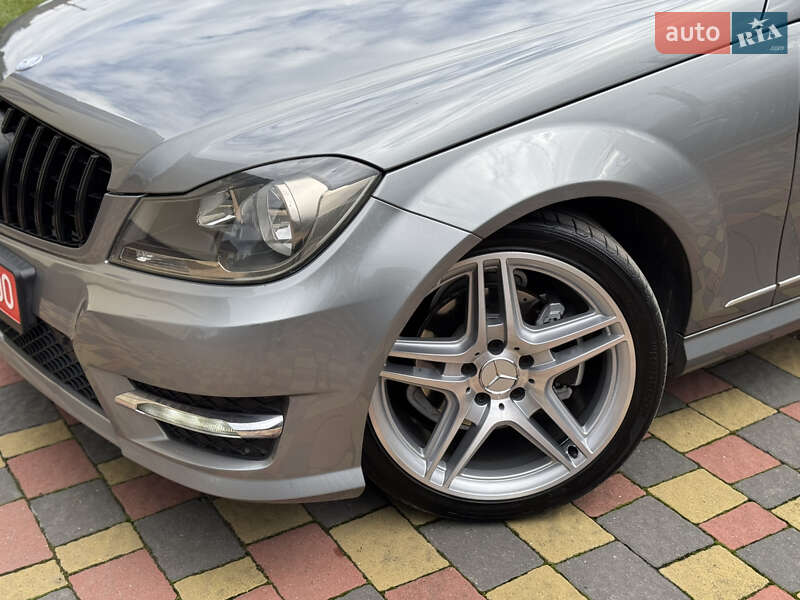 Седан Mercedes-Benz C-Class 2013 в Ивано-Франковске
