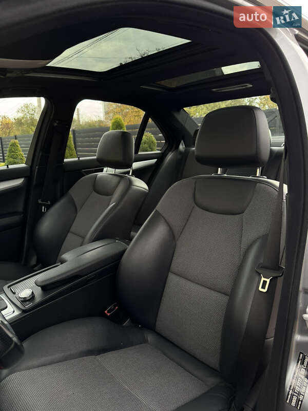 Седан Mercedes-Benz C-Class 2013 в Ивано-Франковске