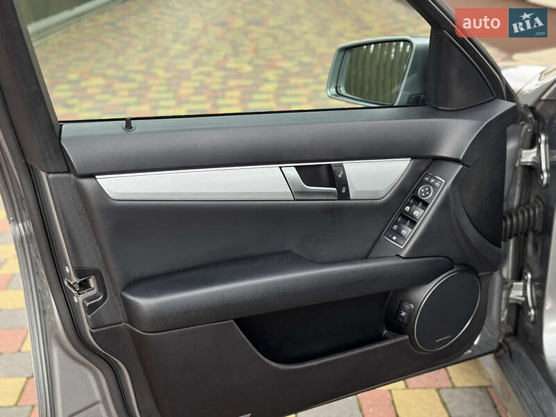 Седан Mercedes-Benz C-Class 2013 в Ивано-Франковске