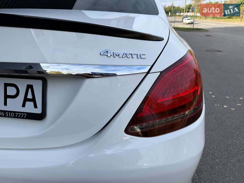 Седан Mercedes-Benz C-Class 2018 в Києві