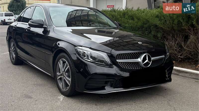 Mercedes-Benz C-Class 2019