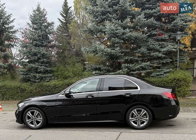 Седан Mercedes-Benz C-Class 2019 в Києві
