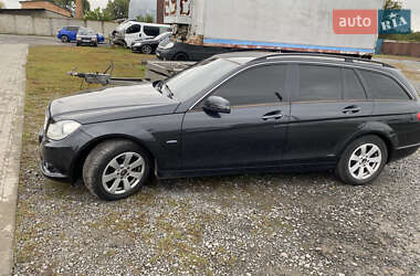 Універсал Mercedes-Benz C-Class 2011 в 