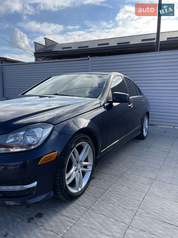 Седан Mercedes-Benz C-Class 2012 в Володимирі фото 6 Седан Mercedes-Benz C-Class 2012 в Володимирі