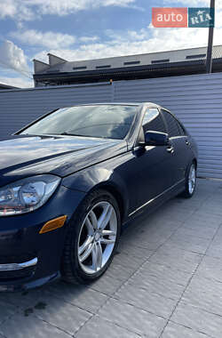 Седан Mercedes-Benz C-Class 2012 в 