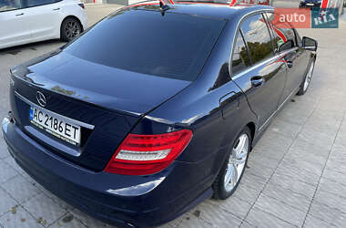 Седан Mercedes-Benz C-Class 2012 в 