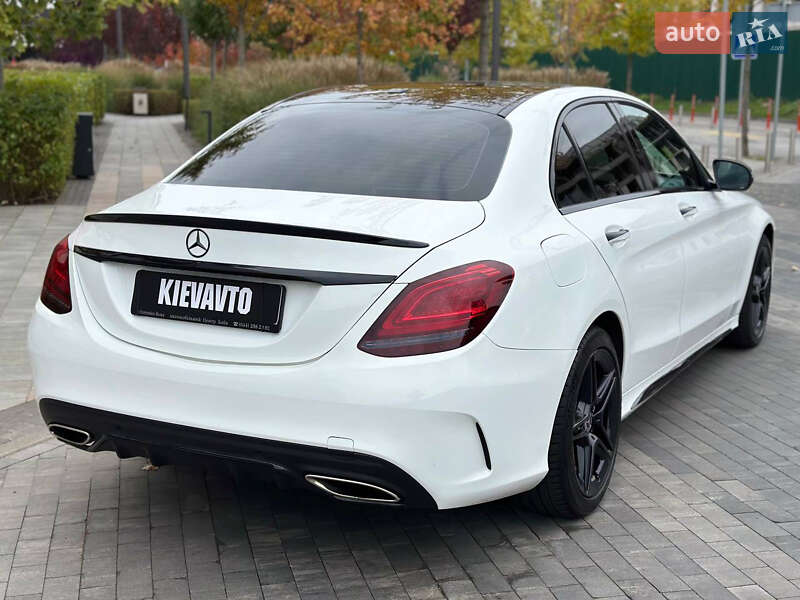 Седан Mercedes-Benz C-Class 2019 в Киеве